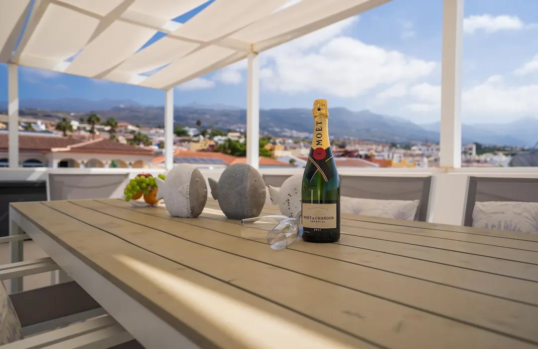 Villa La Laja 5 Bedrooms, Rooftop Terrace Sea View-1